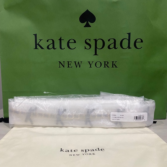 Coach leather bows chain strap - Picture 4 of 4